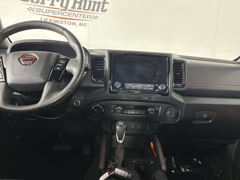 Used 2023 Nissan Frontier PRO-4X w/ Pro Convenience Package AWD/4WD image 24