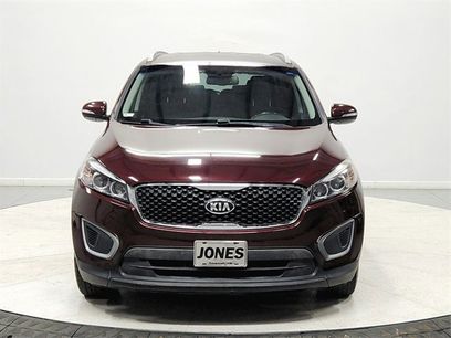 Used 2016 Kia Sorento LX w/ LX Convenience Package