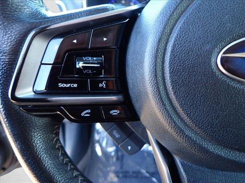 Used 2019 Subaru Outback 3.6R Touring image 17