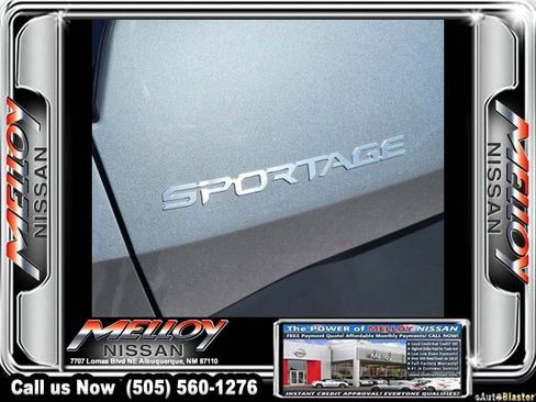 Used 2023 Kia Sportage LX AWD/4WD image 7