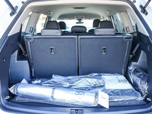 New 2026 Volkswagen Atlas SE image 37