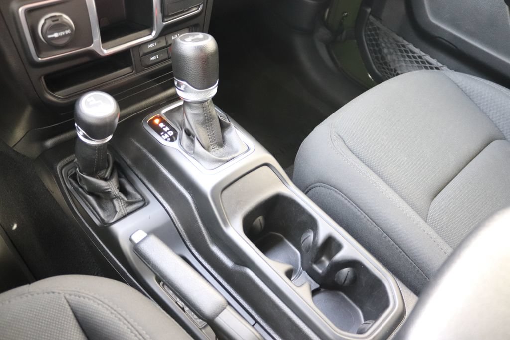 Used 2021 Jeep Wrangler Unlimited Sport AWD/4WD image 26