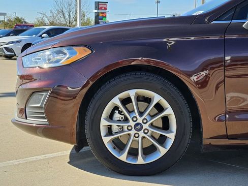 Used 2019 Ford Fusion SE image 13