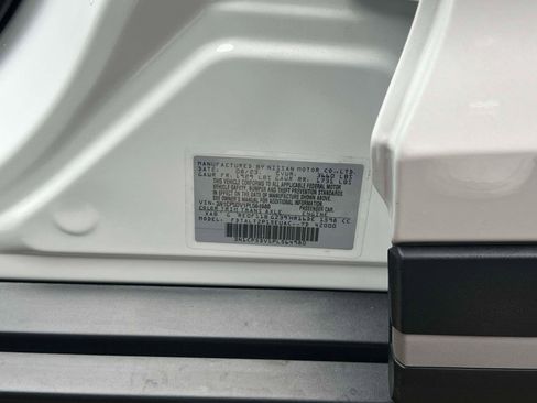 Used 2023 Nissan Kicks SR w/ Exterior Package FWD image 22