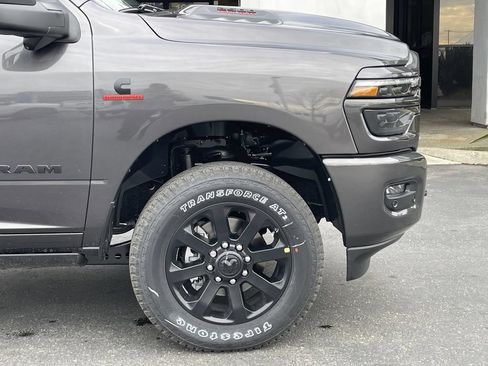 New 2026 RAM 2500 Laramie AWD/4WD image 6