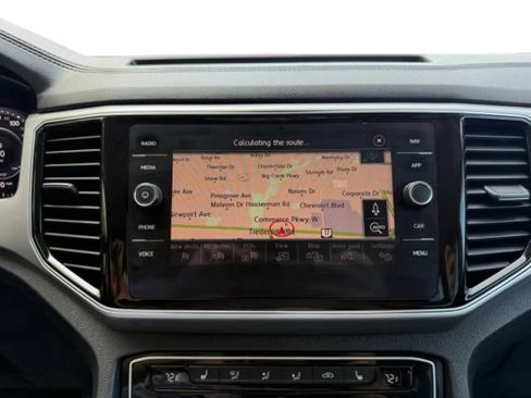 Used 2019 Volkswagen Atlas SEL AWD/4WD image 23