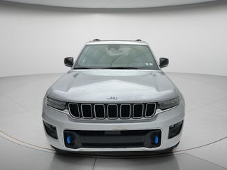Used 2023 Jeep Grand Cherokee Overland AWD/4WD video 2