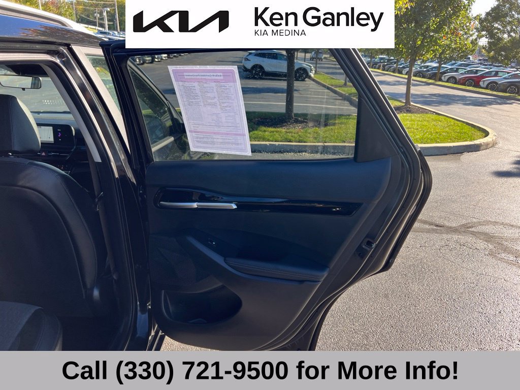 Certified 2025 Kia Seltos S AWD/4WD image 52