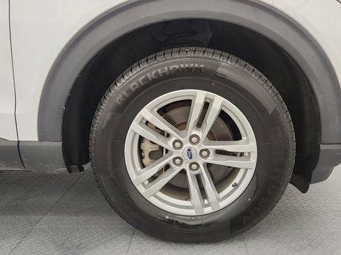 Used 2020 Ford Explorer XLT w/ Comfort Package AWD/4WD image 26