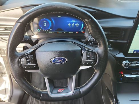 Used 2022 Ford Explorer ST w/ Equipment Group 401A image 23