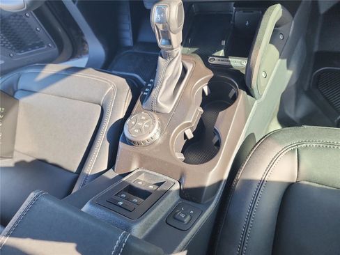 New 2026 Ford Bronco Badlands AWD/4WD image 30