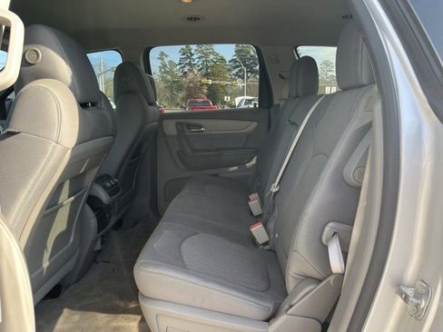 Used 2017 Chevrolet Traverse LS image 30