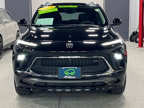 Used 2025 Buick Encore GX Sport Touring w/ Experience Buick Package image 7