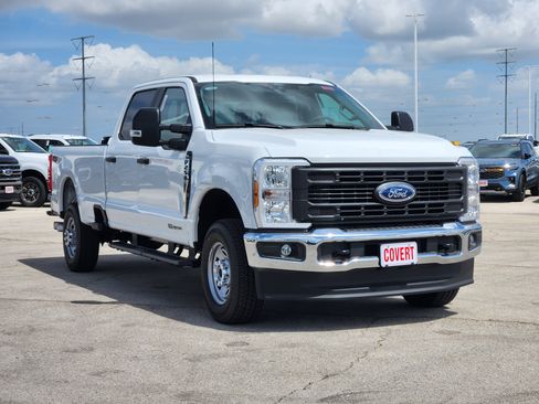 New 2026 Ford F250 XL AWD/4WD image 2