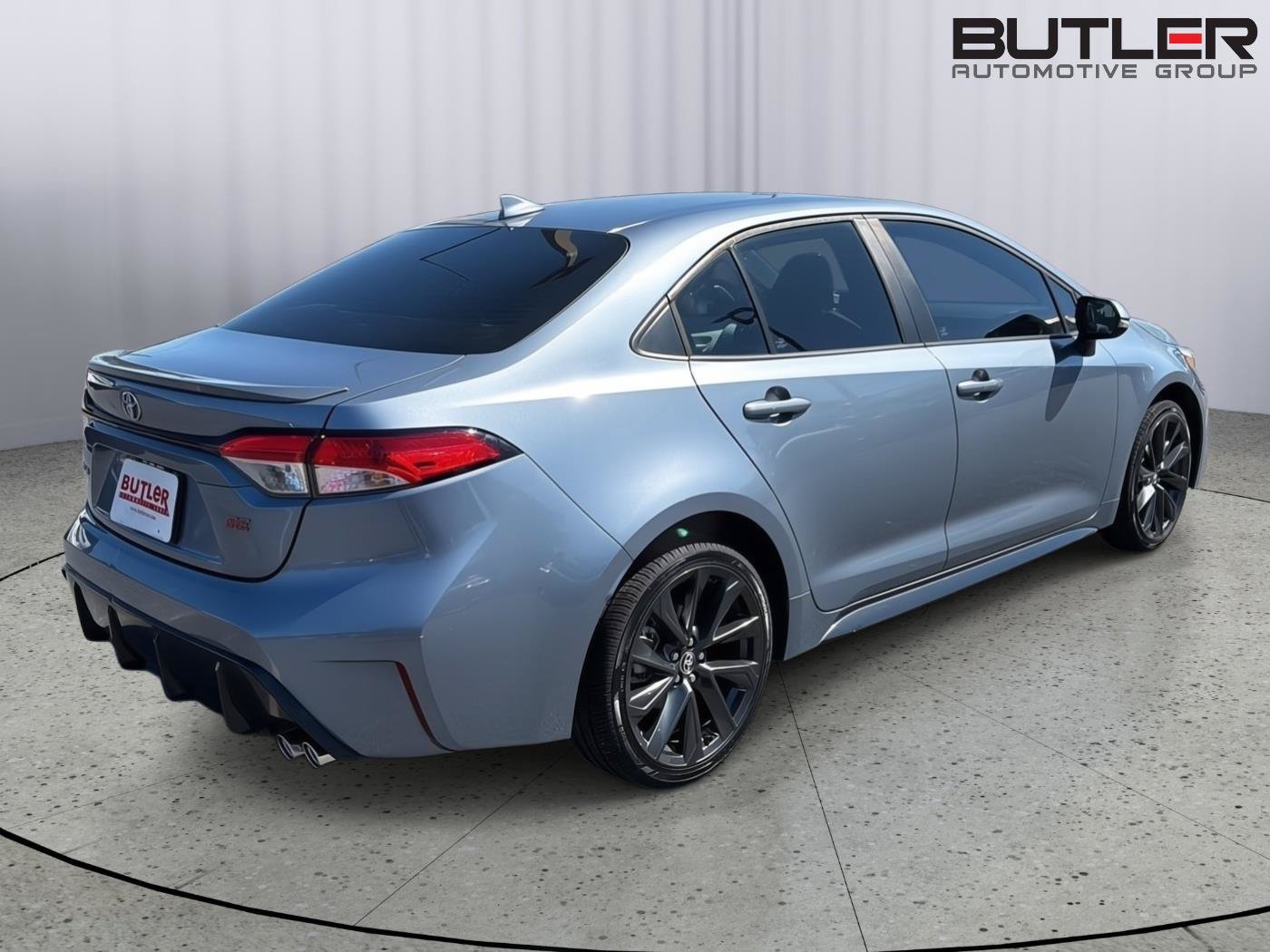 Used 2023 Toyota Corolla SE FWD image 6