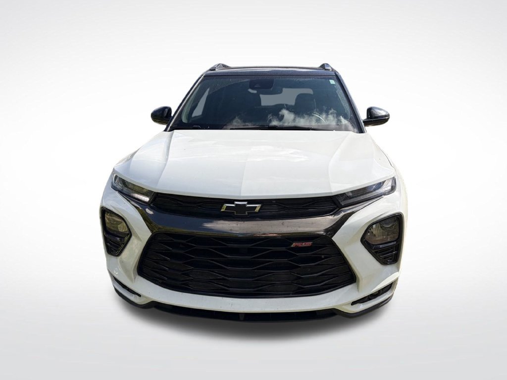 Used 2023 Chevrolet TrailBlazer RS w/ Convenience Package AWD/4WD image 2