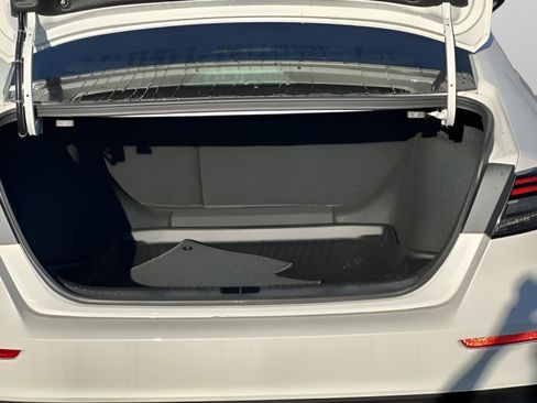 New 2025 Honda Accord SE image 29