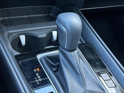 Certified 2025 MAZDA CX-50 AWD 2.5 Hybrid w/ Premium Pkg image 21