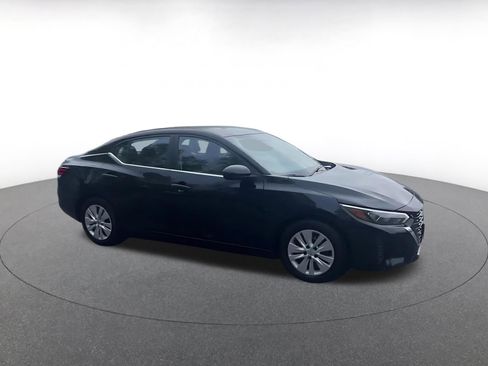 Used 2025 Nissan Sentra S FWD image 2