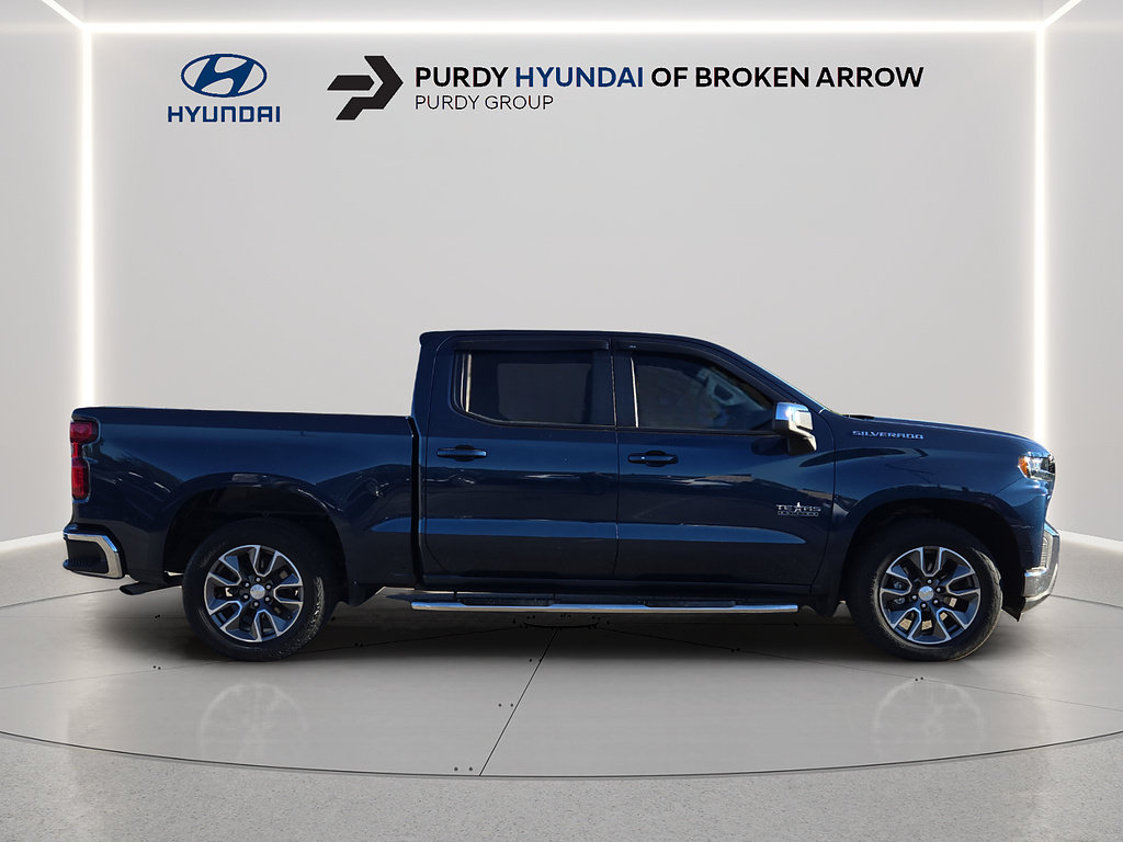Used 2021 Chevrolet Silverado 1500 LT w/ Texas Edition Plus RWD image 2