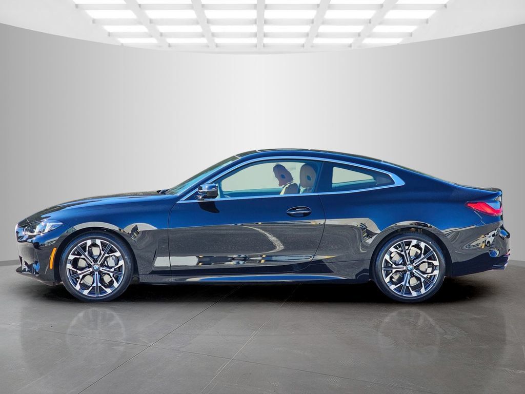Used 2026 BMW 430i Coupe w/ Convenience Package RWD image 3