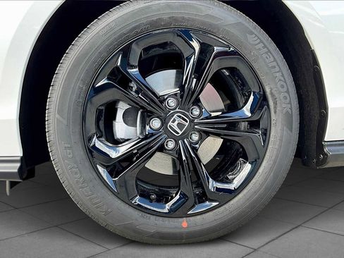 New 2025 Honda Accord SE image 12