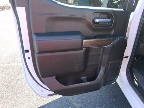 Used 2021 Chevrolet Silverado 1500 LT Trail Boss w/ Bed Protection Package AWD/4WD image 25