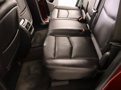 Used 2018 Cadillac XT5 Premium Luxury image 13