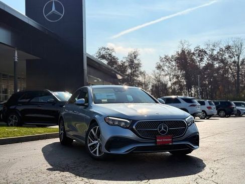 New 2026 Mercedes-Benz E 350 4MATIC Sedan image 1