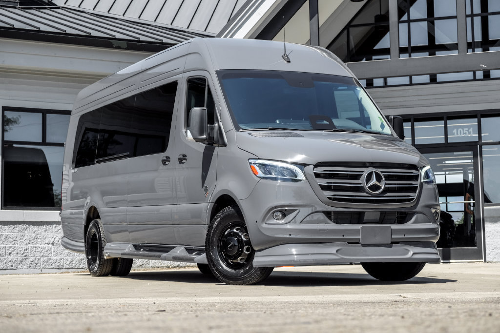 New 2025 Mercedes-Benz Sprinter 3500 image 2