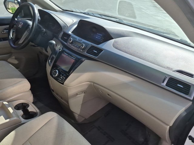 Used 2017 Honda Odyssey EX image 6