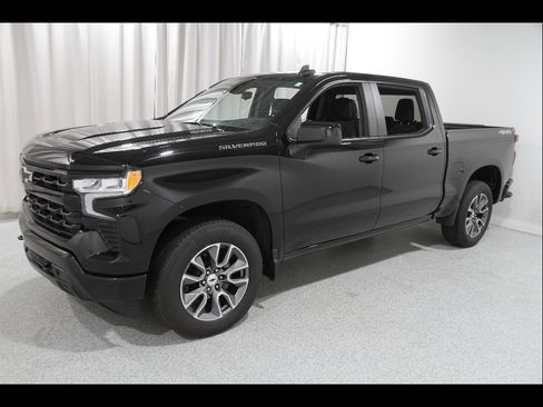 Certified 2024 Chevrolet Silverado 1500 RST AWD/4WD image 3