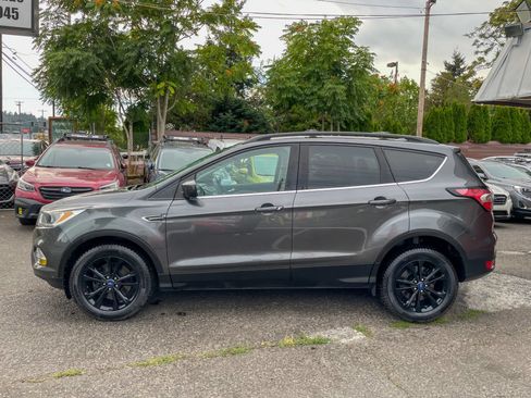 Used 2017 Ford Escape SE AWD/4WD image 7
