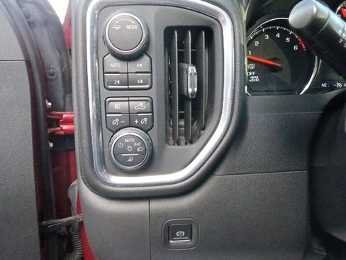 Used 2021 Chevrolet Silverado 1500 LTZ image 18