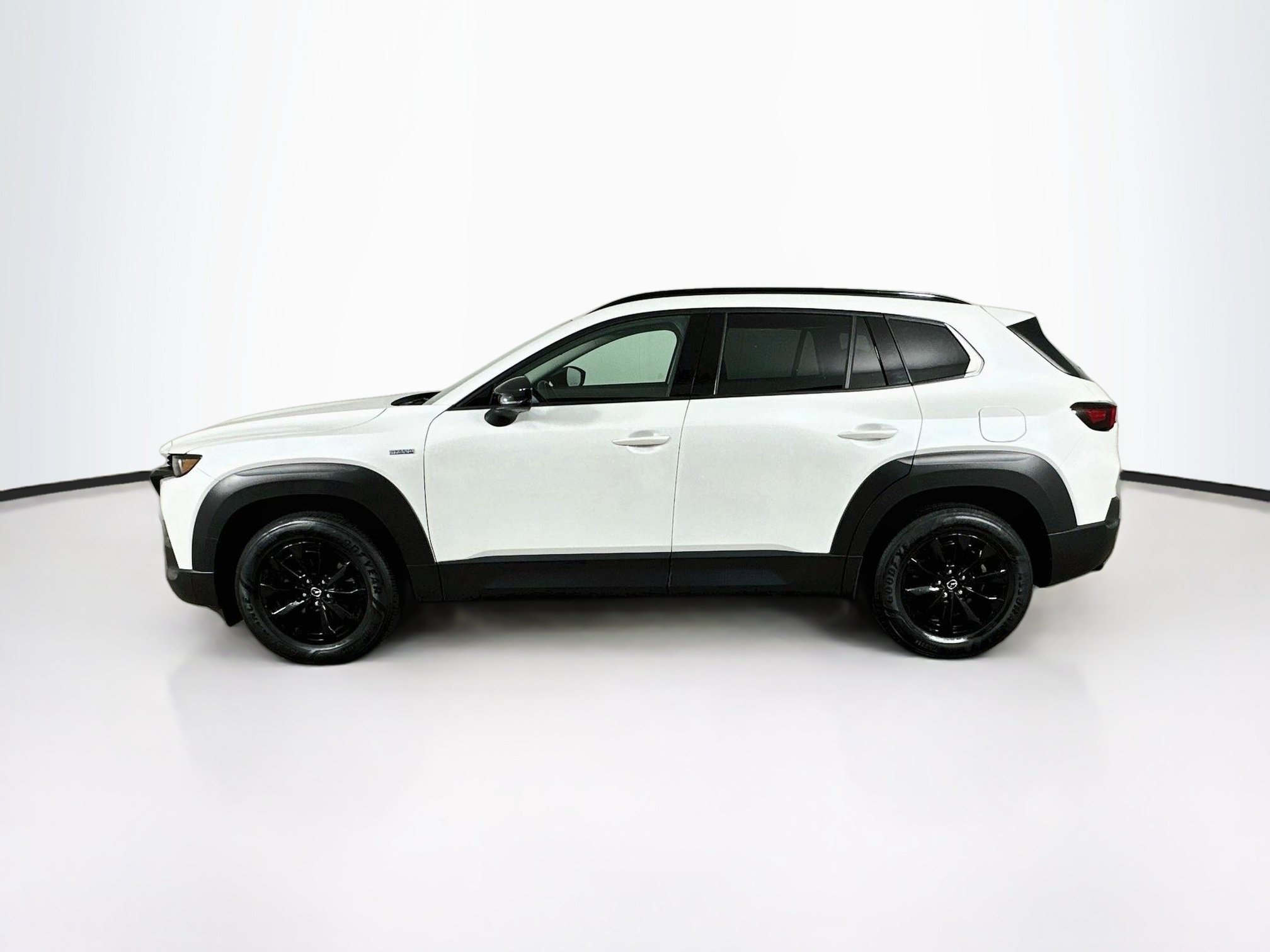 Used 2025 MAZDA CX-50 AWD 2.5 Hybrid w/ Premium Pkg image 4