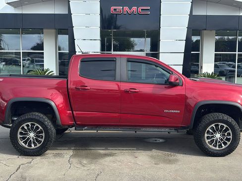Used 2020 Chevrolet Colorado ZR2 image 9