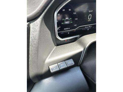 Used 2023 GMC Sierra 1500 AT4 w/ AT4 Premium Package AWD/4WD image 31