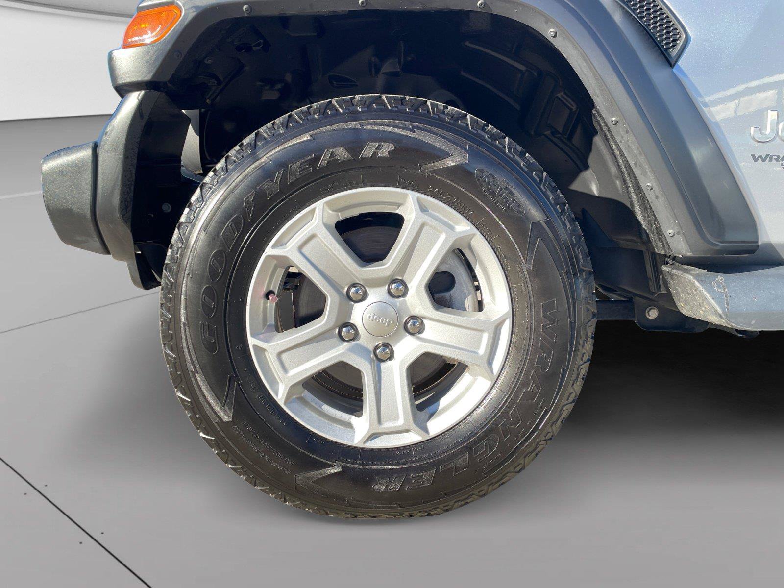 Used 2021 Jeep Wrangler Unlimited Sport AWD/4WD image 14