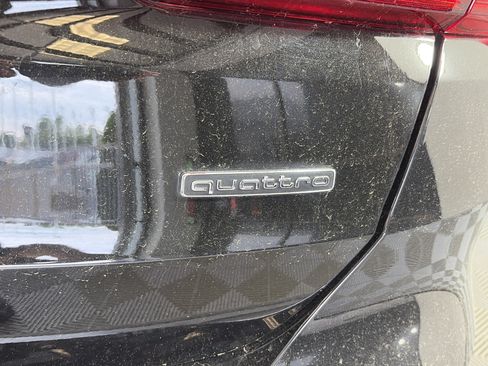 Used 2025 Audi Q3 2.0T Premium AWD/4WD image 17