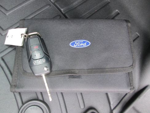 Used 2016 Ford F150 XLT w/ Equipment Group 302A Luxury AWD/4WD image 70