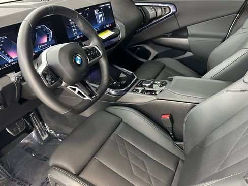Used 2025 BMW X3 xDrive30i w/ M Sport Package AWD/4WD image 4