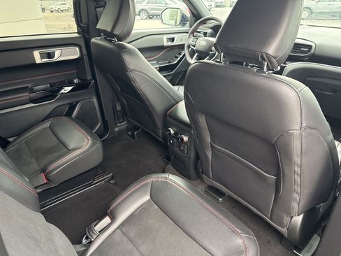 Used 2023 Ford Explorer ST-Line w/ Class IV Trailer Tow Package image 14