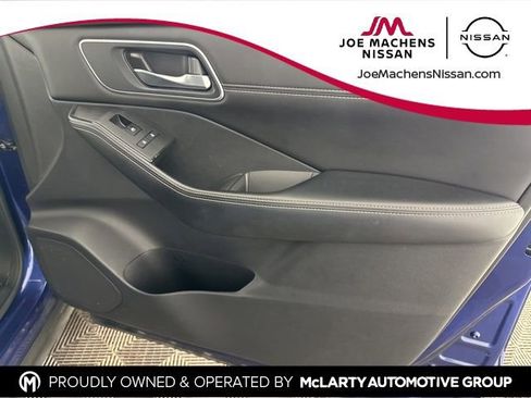 Certified 2021 Nissan Rogue SV w/ Premium Package image 24