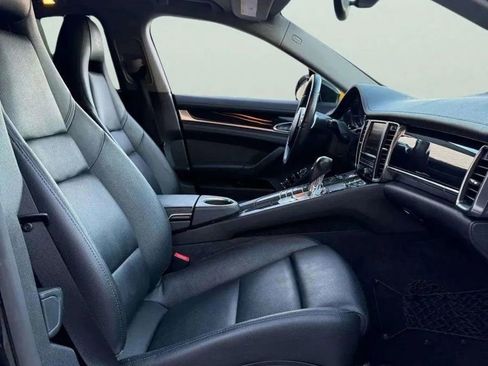 Used 2014 Porsche Panamera 4 image 14