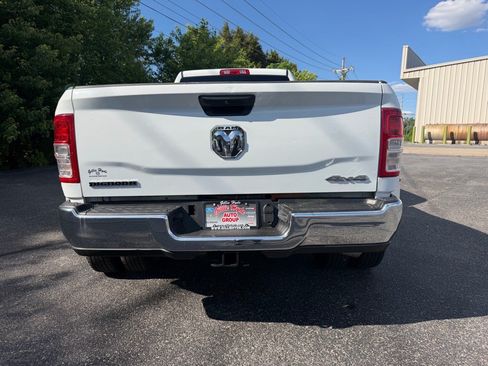 Used 2024 RAM 3500 Big Horn AWD/4WD image 12