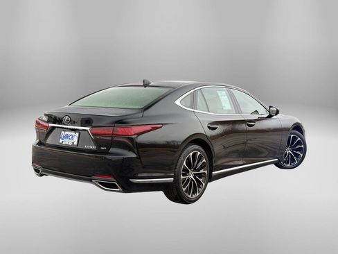 Used 2023 Lexus LS 500 Luxury w/ Luxury Package image 5