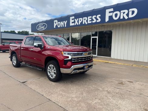 Used 2024 Chevrolet Silverado 1500 LTZ w/ LTZ Premium Package AWD/4WD image 1