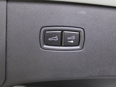 New 2025 Porsche Cayenne Turbo GT image 18