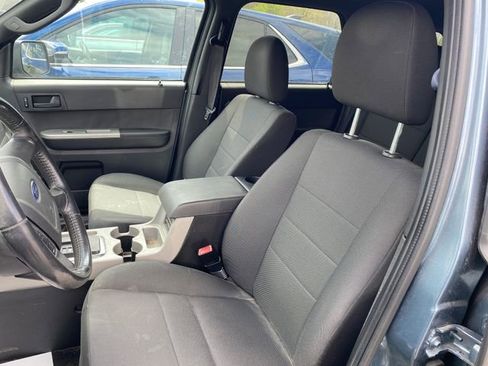 Used 2010 Ford Escape XLT FWD image 6