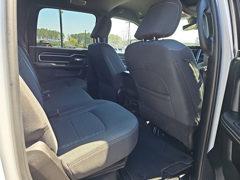 Used 2025 RAM 2500 Big Horn AWD/4WD image 15